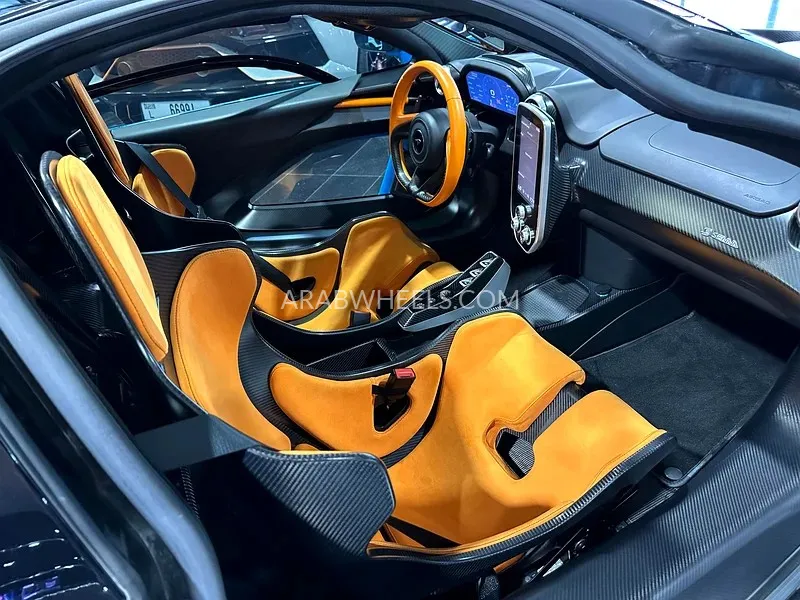 McLaren Senna 2019 for Sale in Dubai Image-8