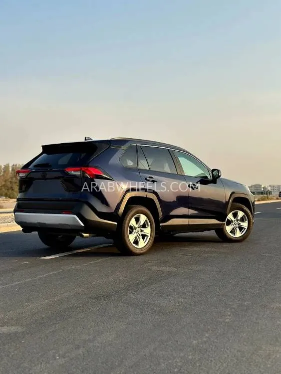 Toyota Rav4 2021 for Sale in Dubai Image-4