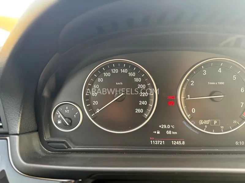 BMW 5 series 2016 for Sale in Sharjah Image-14