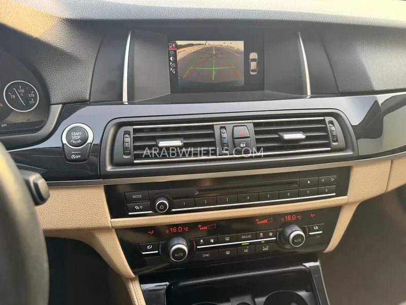 BMW 5 series 2016 for Sale in Sharjah Image-15