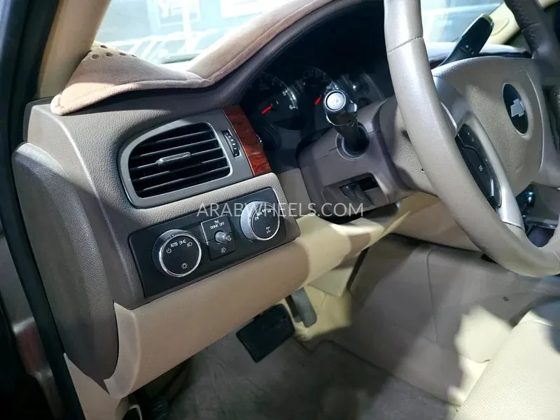 شيفروليه سوبربان 2014 for Sale in عجمان Image-17