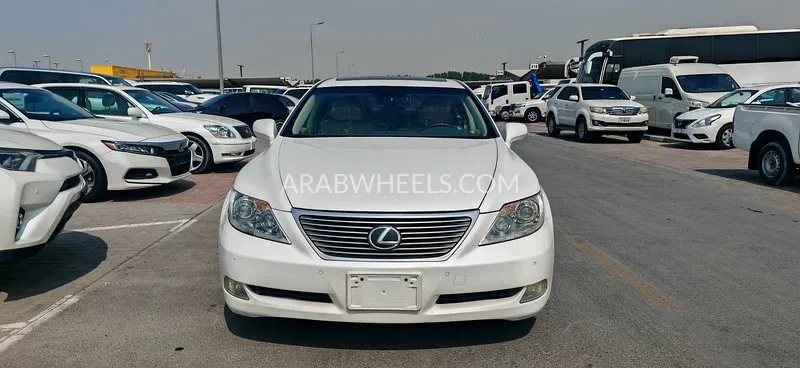 Lexus LS 2008 for Sale in Sharjah Image-1