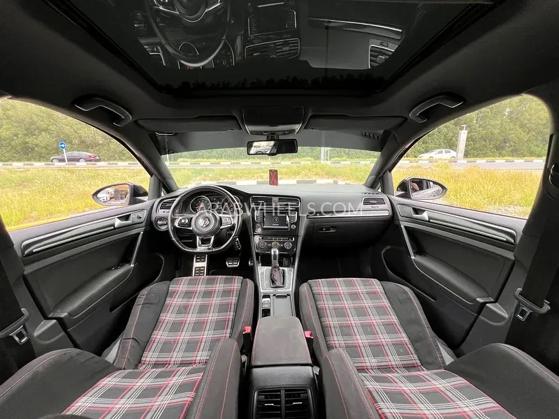 Volkswagen Golf GTI 2015 for Sale in Sharjah Image-19