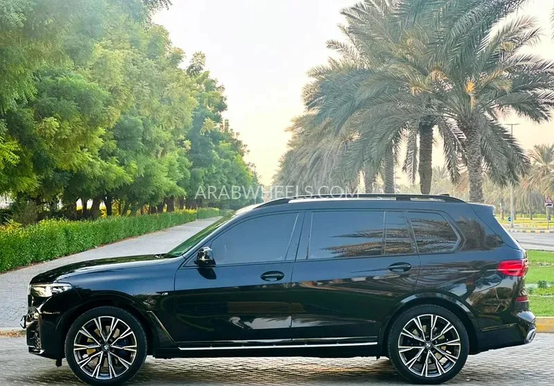 BMW X7 2020 for Sale in Sharjah Image-12