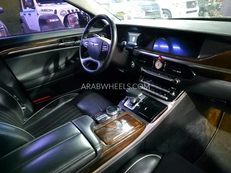 جينيسيس G90 2018 for Sale in عجمان Image-10