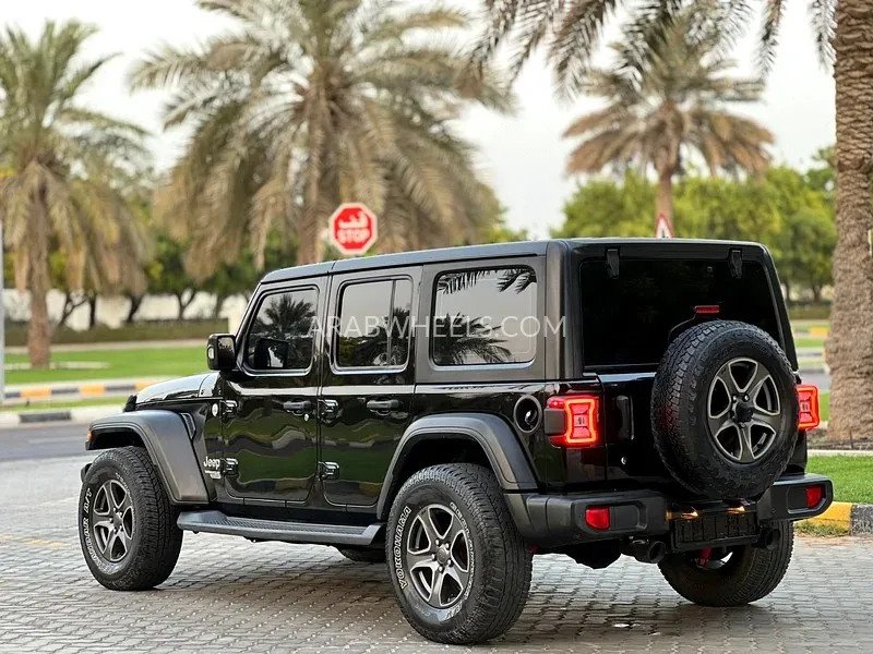 Jeep Wrangler 2018 for Sale in Sharjah Image-3