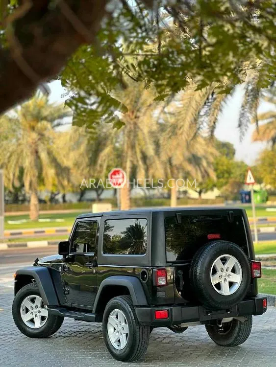 جيب رانجلر 2018 for Sale in الشارقة Image-3