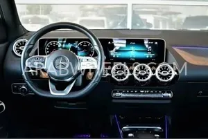 Mercedes Benz GLA 2023 for Sale in Dubai Image-5