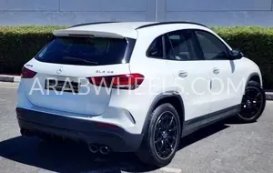 Mercedes Benz GLA 2023 for Sale in Dubai Image-9