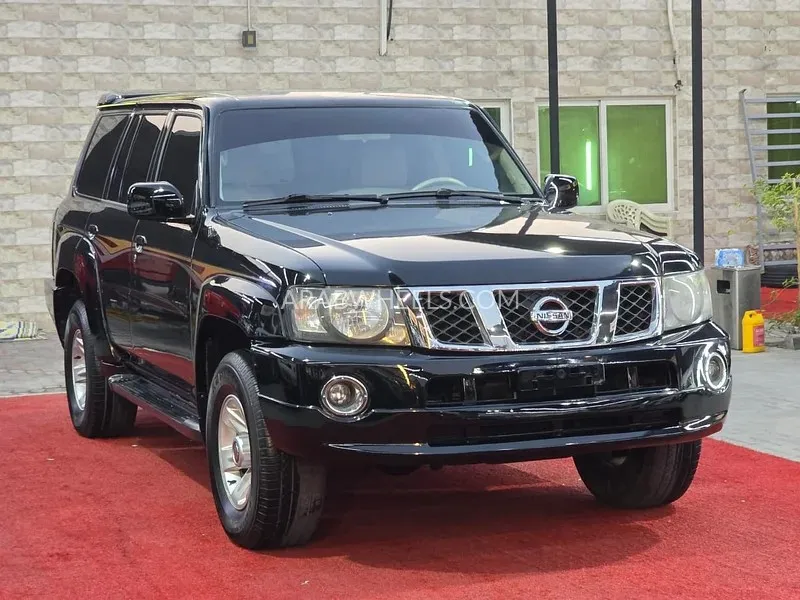 Nissan Patrol 2006 for Sale in Ajman Image-2