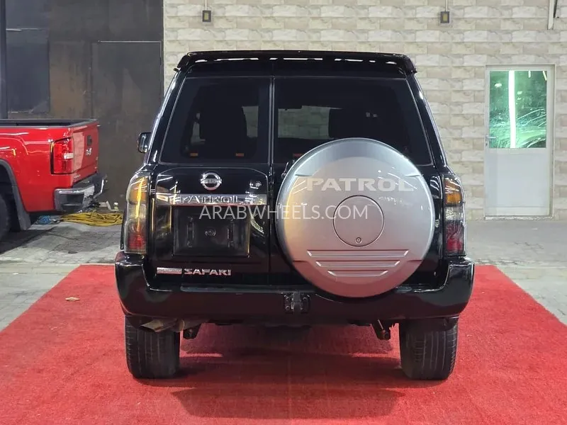 Nissan Patrol 2006 for Sale in Ajman Image-4