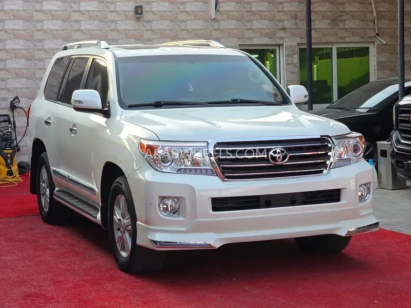 Toyota Land Cruiser 2014 for Sale in Ajman Image-3