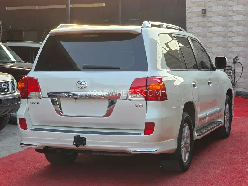 Toyota Land Cruiser 2014 for Sale in Ajman Image-8