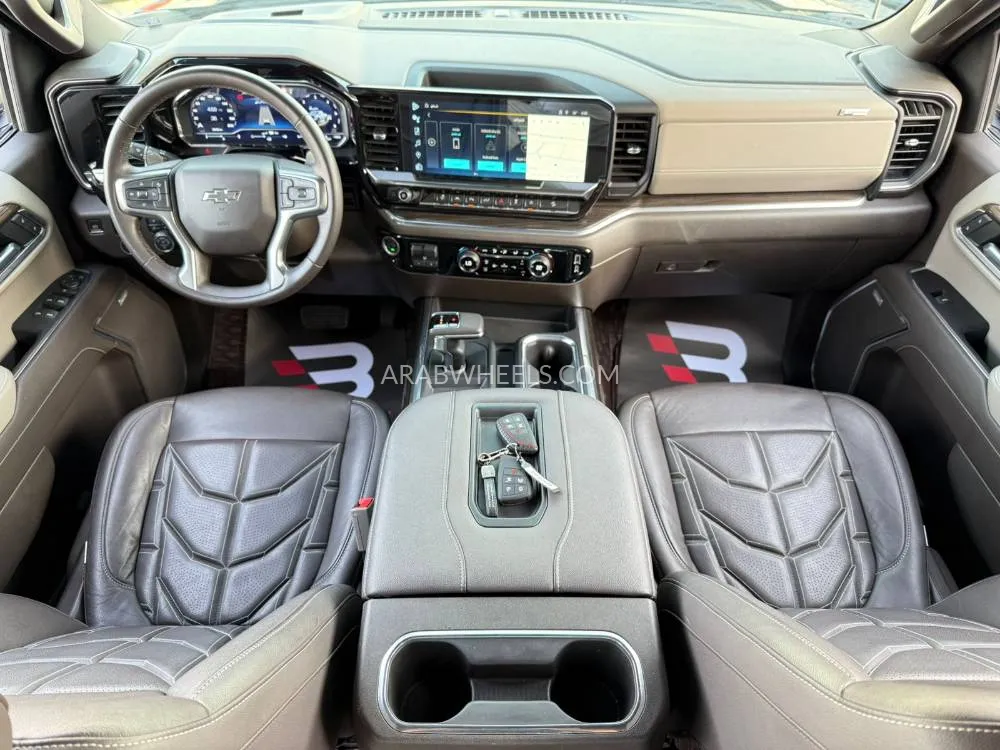 Chevrolet Silverado 2022 for Sale in Abu Dhabi Image-9