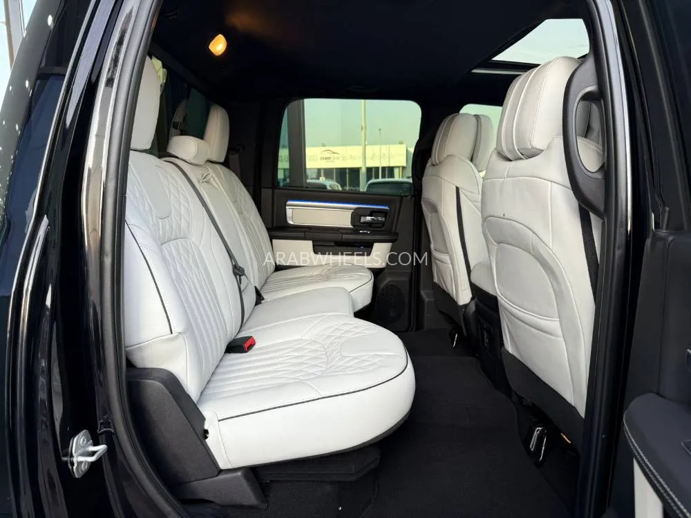 Dodge RAM 2023 for Sale in Abu Dhabi Image-8