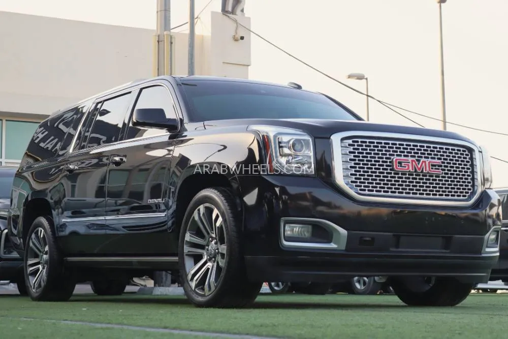 GMC Yukon 2017 for Sale in Sharjah Image-1