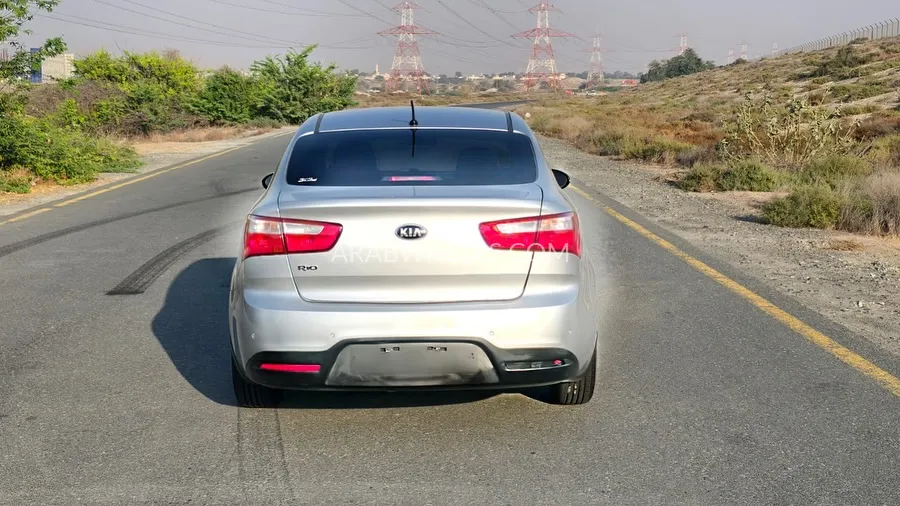 Kia Rio 2015 for Sale in Sharjah Image-6