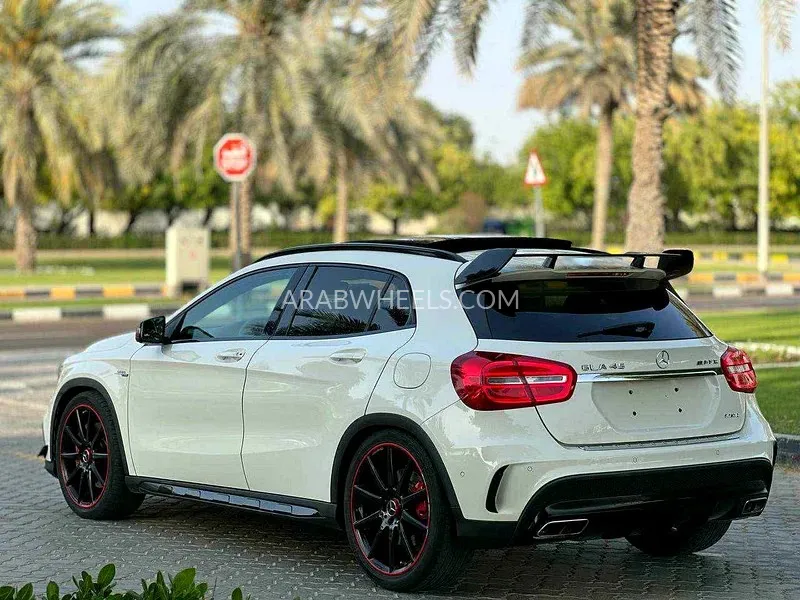 Mercedes Benz GLA 2015 for Sale in Sharjah Image-7