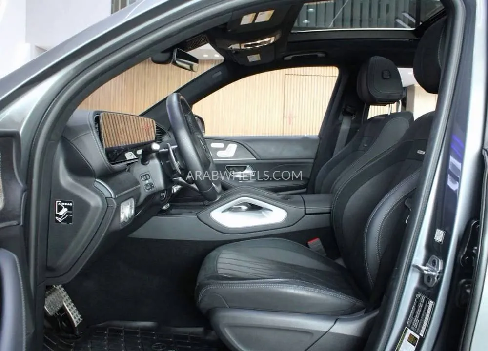 مرسيدس بنز GLS 2025 for Sale in دبي Image-6