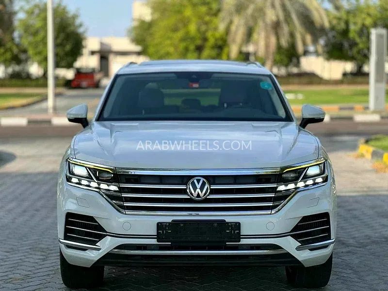 Volkswagen Touareg 2018 for Sale in Sharjah Image-7