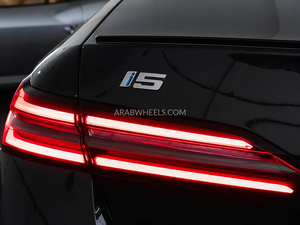 BMW i5 2024 for Sale in Dubai Image-17