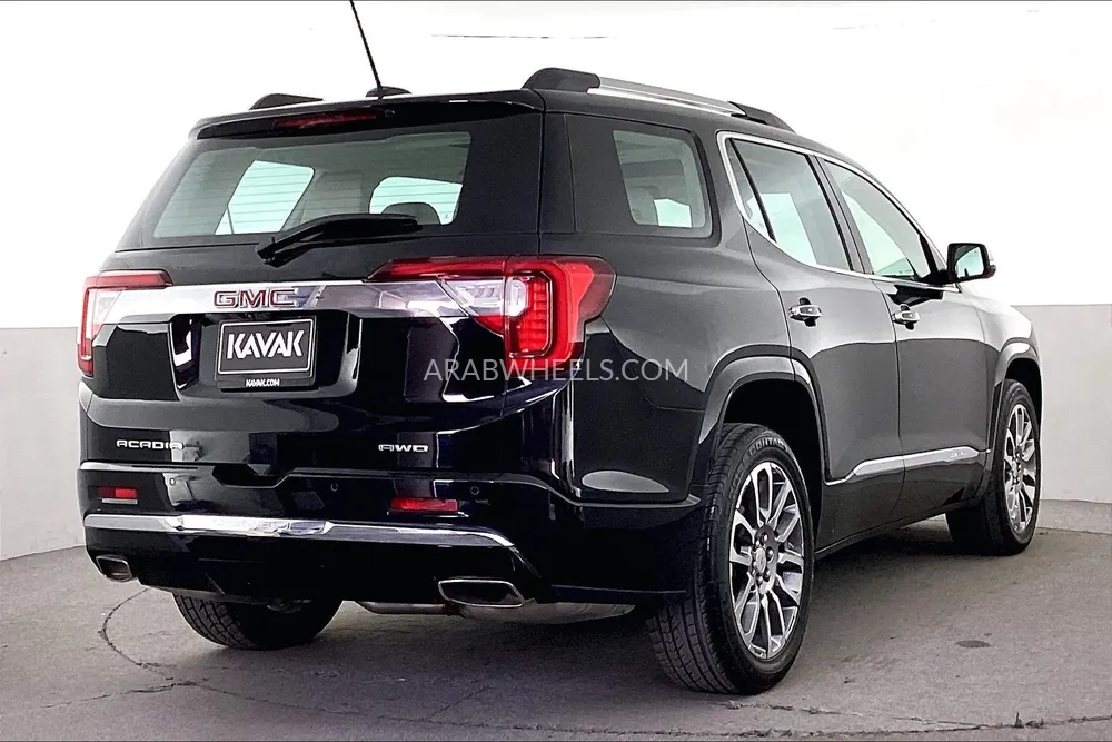 GMC Acadia 2023 for Sale in Sharjah Image-6