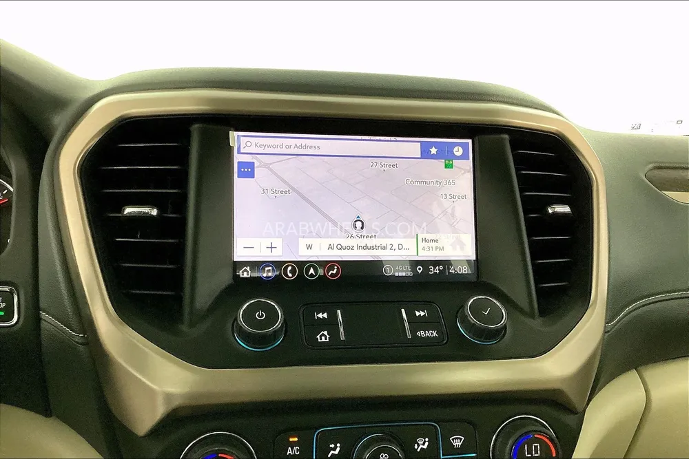 GMC Acadia 2023 for Sale in Sharjah Image-10