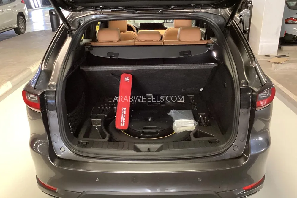 مازدا CX 60 2025 for Sale in دبي Image-14