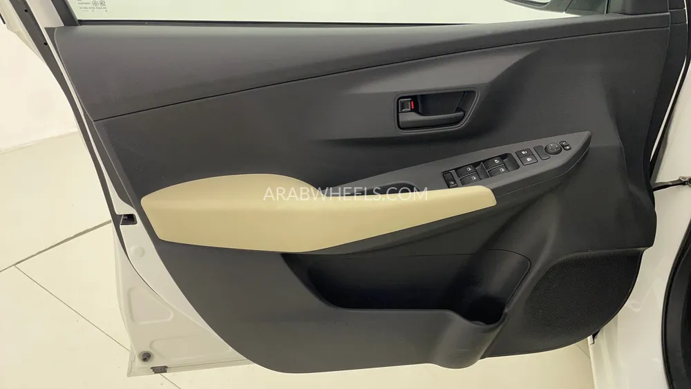 Toyota Yaris 2024 for Sale in Dubai Image-18