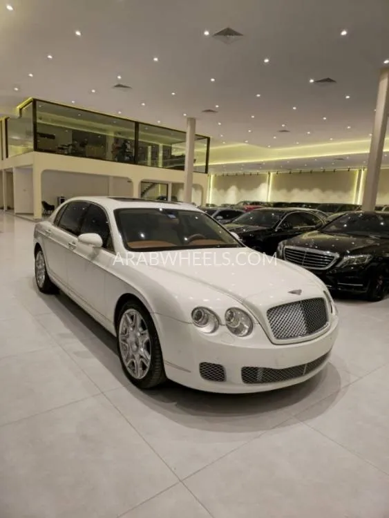 Bentley Flying Spur 2009 for Sale in Ajman Image-1