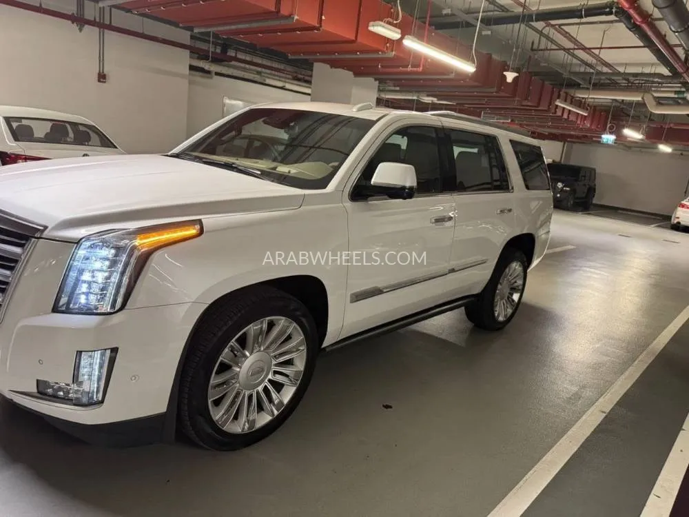 Cadillac Escalade 2019 for Sale in Ajman Image-5