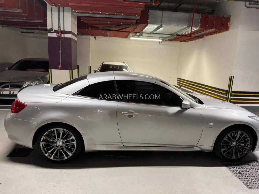 إنفينيتي Q60 2015 for Sale in عجمان Image-4