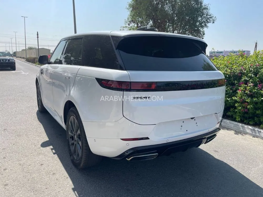 Land Rover Range Rover Sport 2024 for Sale in Ajman Image-11
