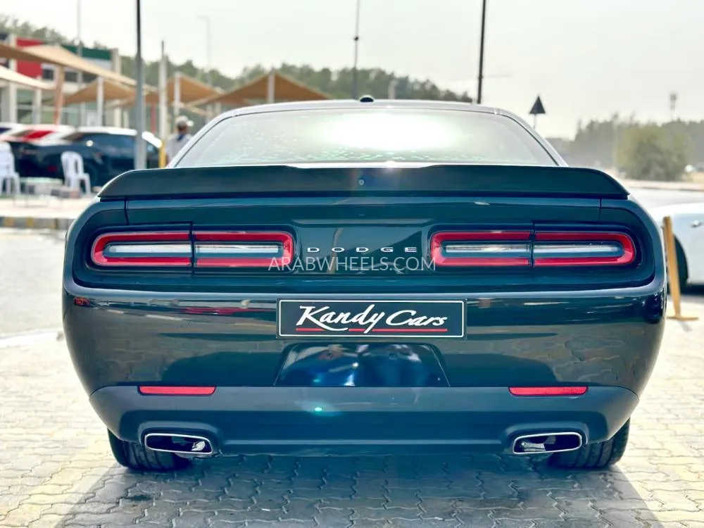 Dodge Challenger 2019 for Sale in Sharjah Image-8