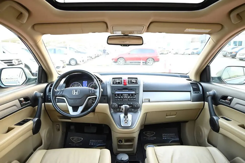 Honda CR-V 2011 for Sale in Sharjah Image-8