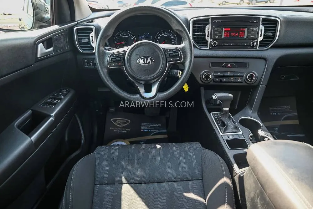 Kia Sportage 2018 for Sale in Sharjah Image-9