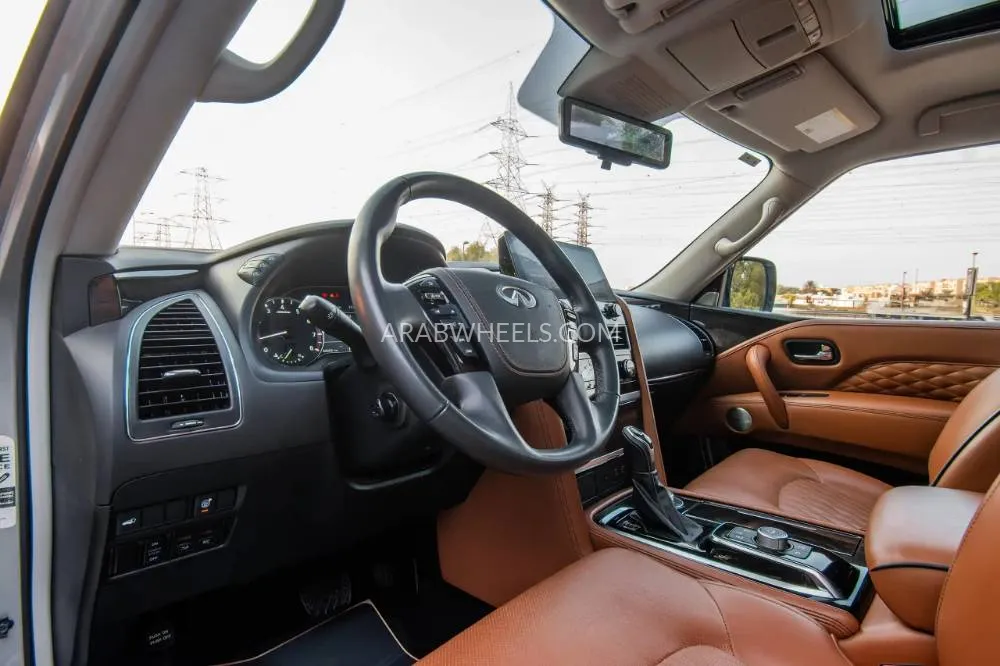 Infiniti QX80 2023 for Sale in Sharjah Image-14