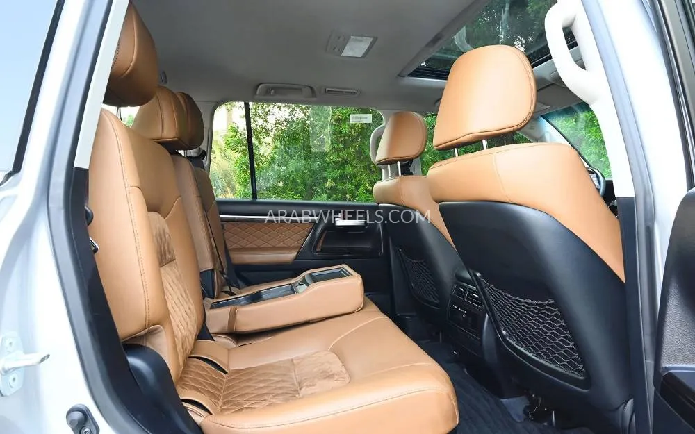 Toyota Land Cruiser 2021 for Sale in Sharjah Image-13