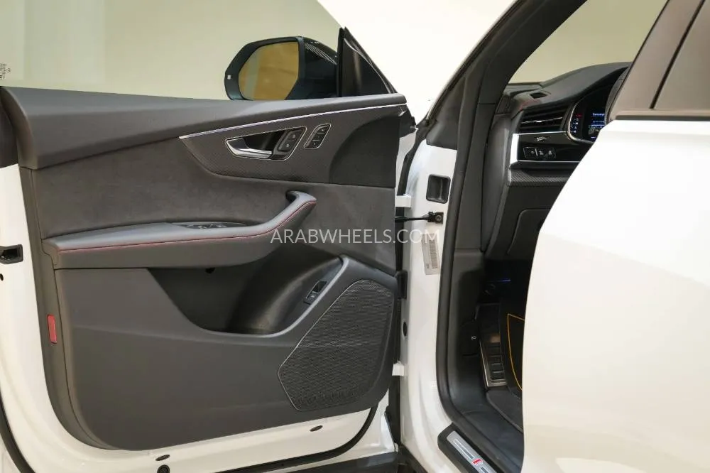 Audi SQ8 2024 for Sale in Dubai Image-7
