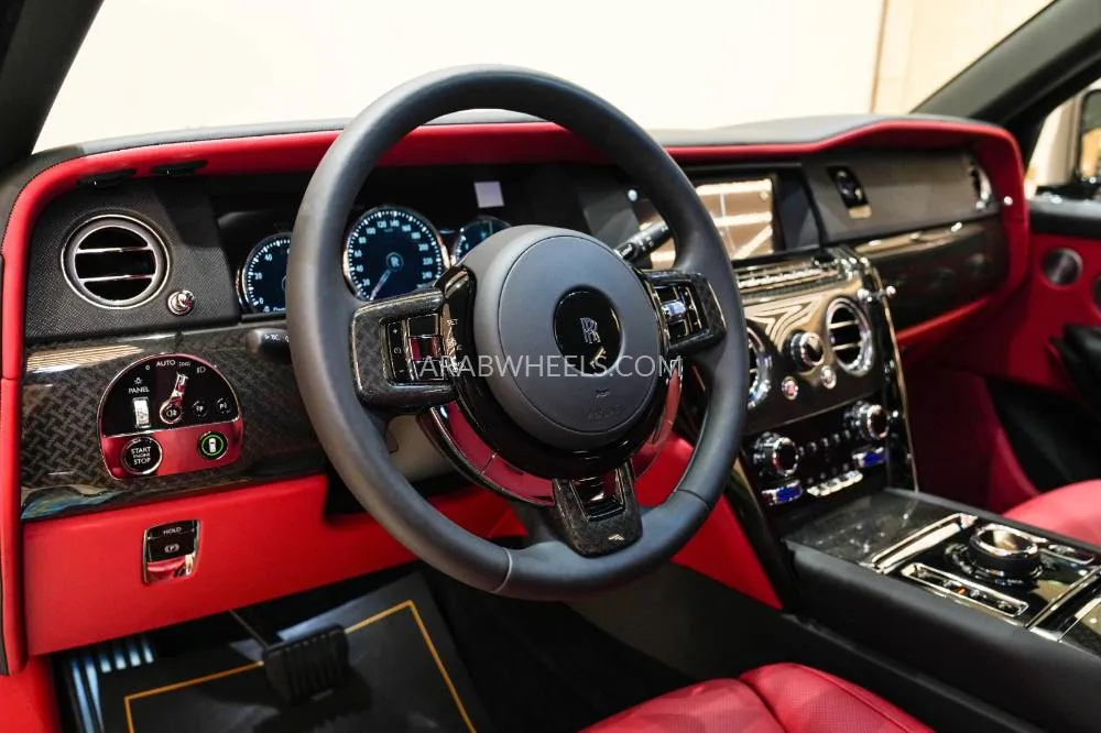 Rolls Royce Cullinan 2023 for Sale in Dubai Image-10