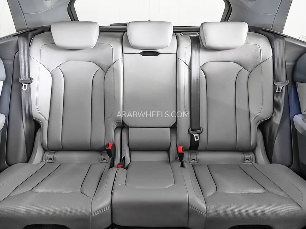 Audi Q8 2019 for Sale in Dubai Image-14