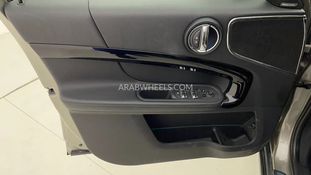 Mini Countryman 2019 for Sale in Dubai Image-19