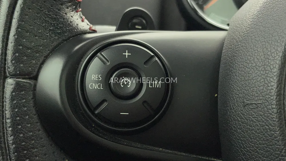 Mini Countryman 2019 for Sale in Dubai Image-20