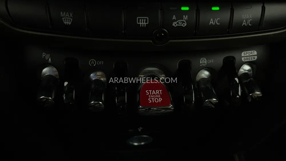 Mini Countryman 2019 for Sale in Dubai Image-21