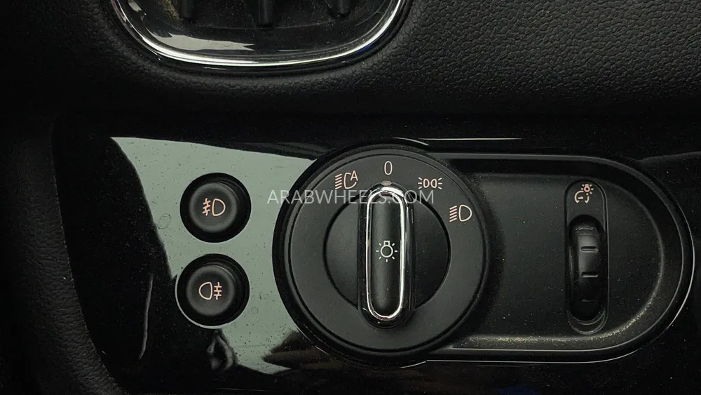 Mini Countryman 2019 for Sale in Dubai Image-37