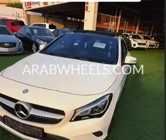 مرسيدس بنز CLA 2015 for Sale in عجمان Image-5