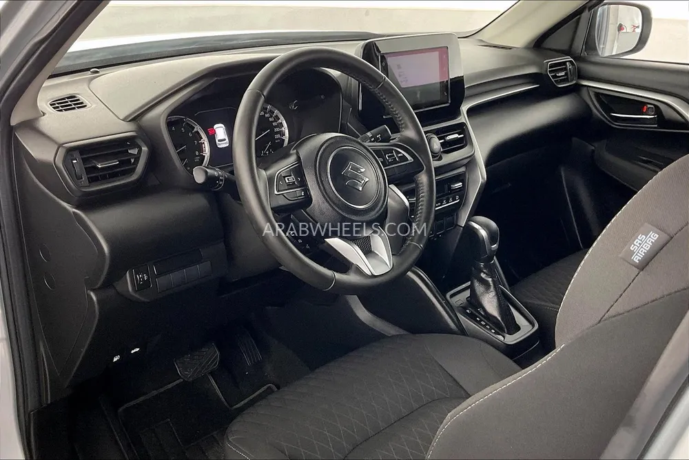 Suzuki Grand Vitara 2024 for Sale in Dubai Image-25