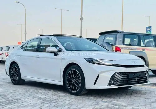 Toyota Camry 2025