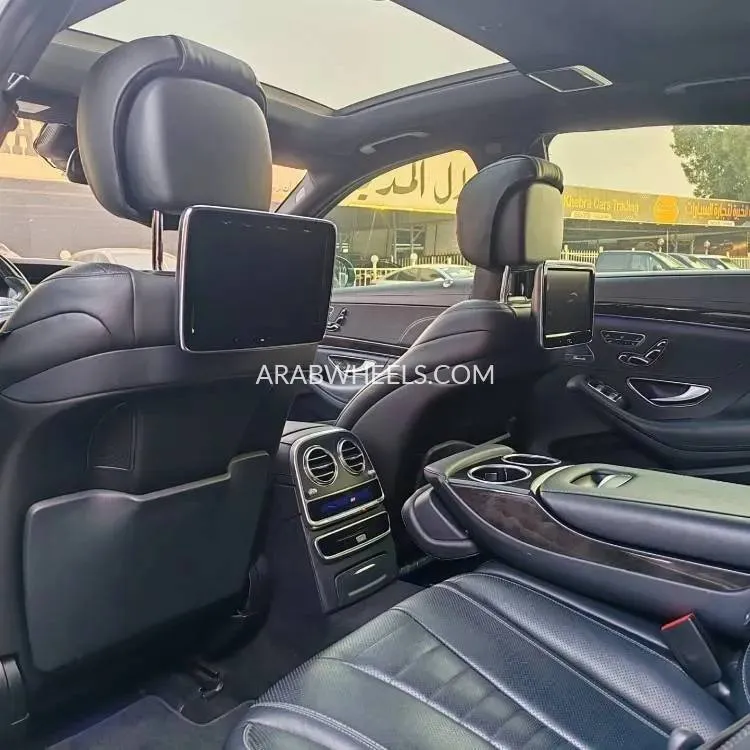 Mercedes Benz S Class 2015 for Sale in Ajman Image-8