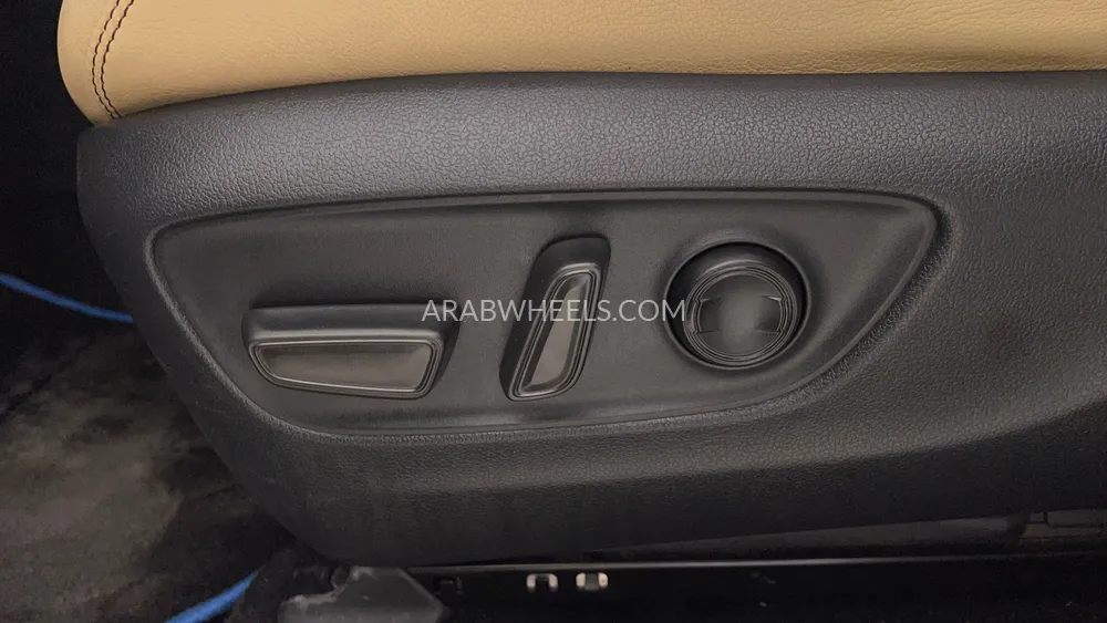 تويوتا راف 4 2021 for Sale in دبي Image-22